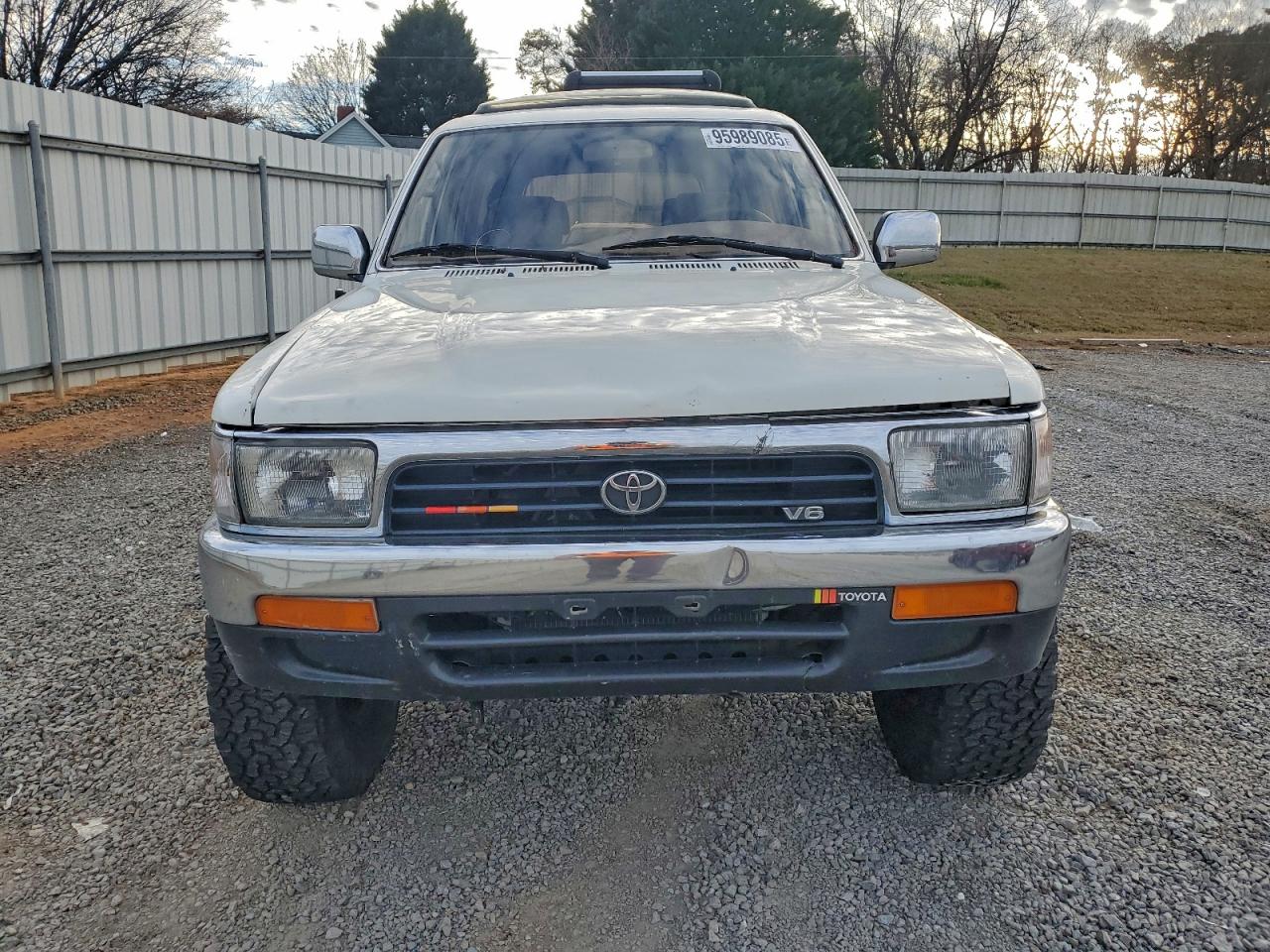Toyota 4Runner Vn39 Sr5 Image 4