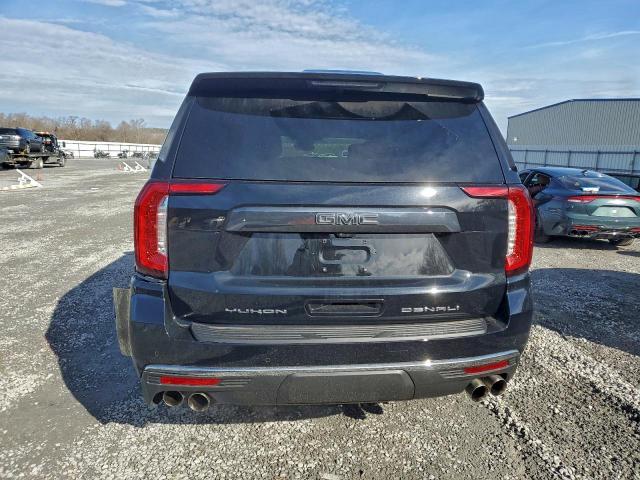 GMC Yukon Denali Ultimate Image 7