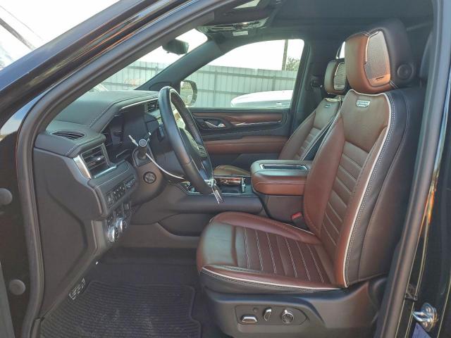 GMC Yukon Denali Ultimate Image 8