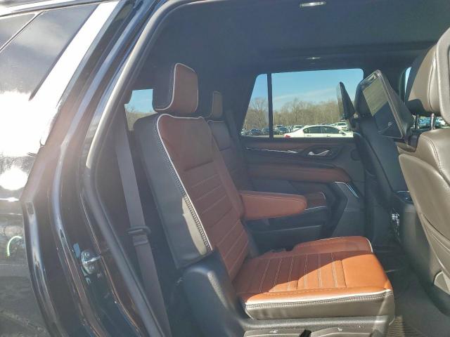 GMC Yukon Denali Ultimate Image 5