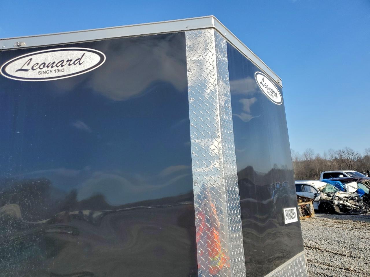 Qula 16  Enclos Image 10