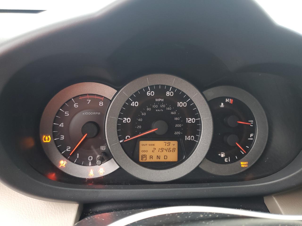 Toyota RAV4 Limited Image 10