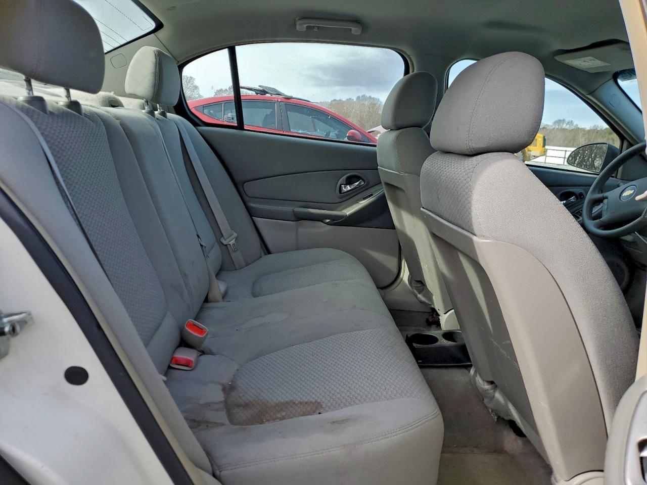 Chevrolet Malibu Ls Image 8