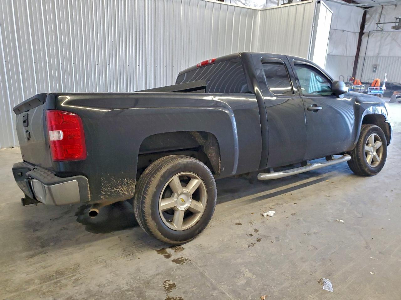 Chevrolet Silverado C1500 Lt Image 8