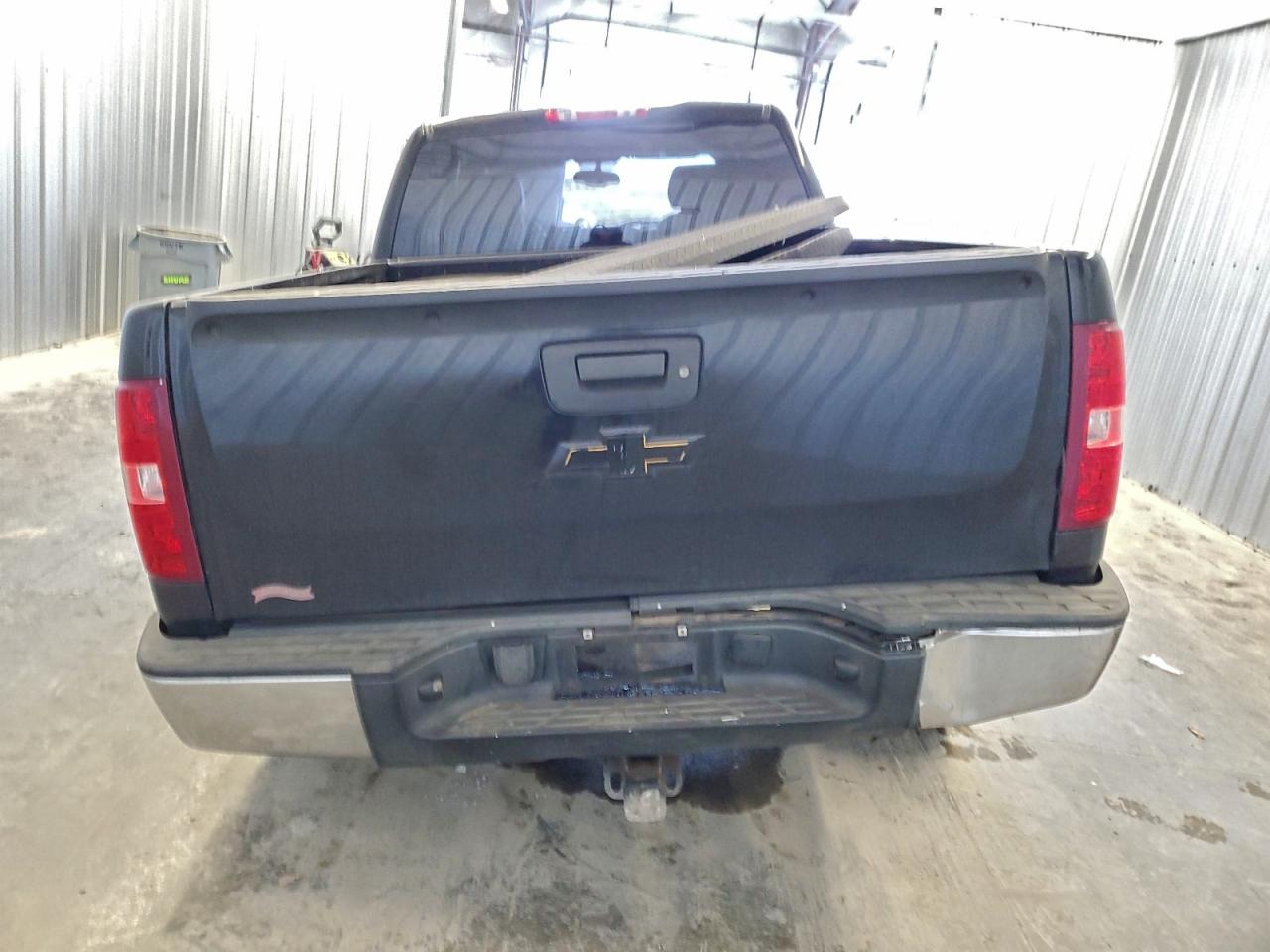 Chevrolet Silverado C1500 Lt Image 9