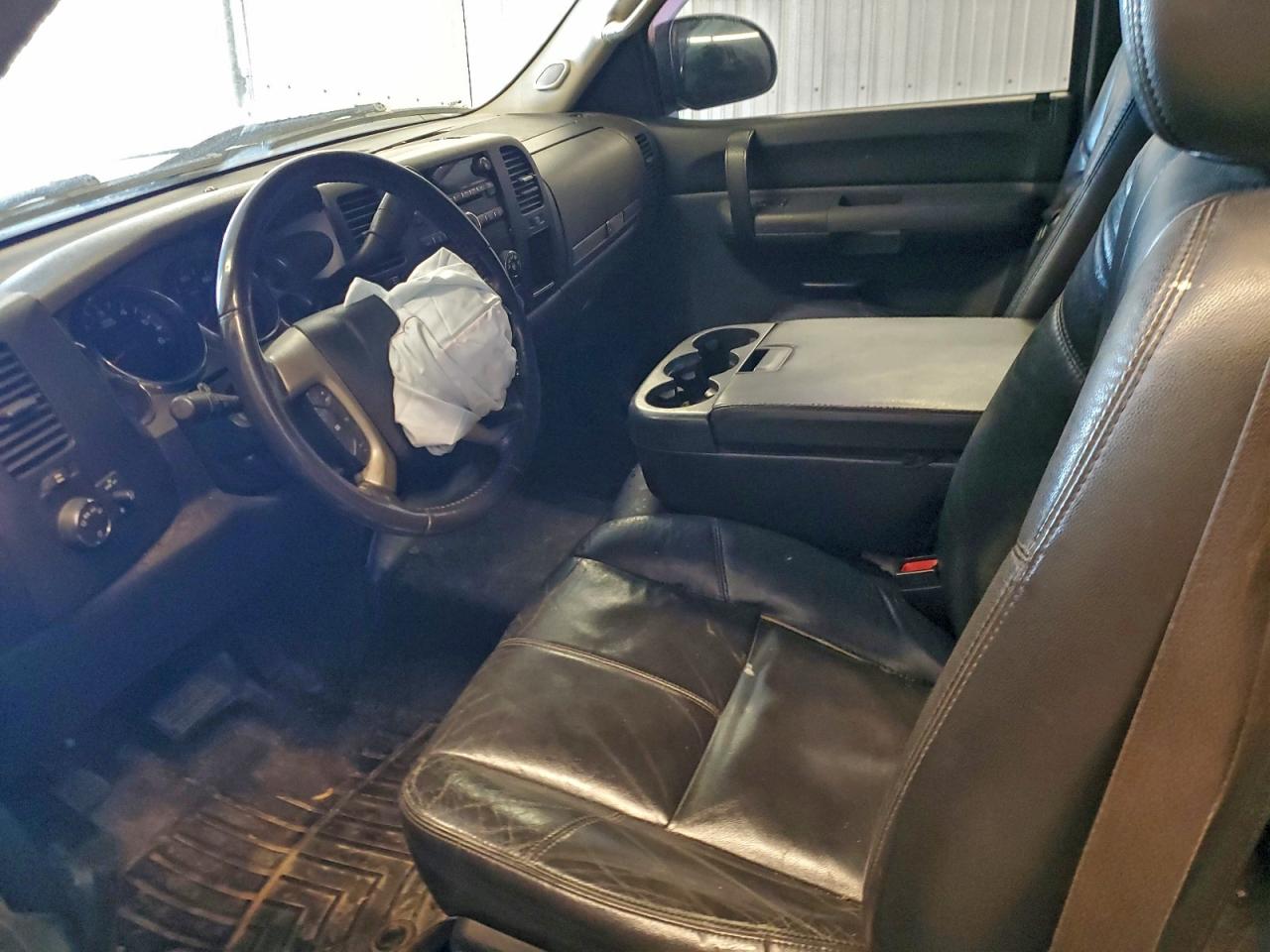 Chevrolet Silverado C1500 Lt Image 5