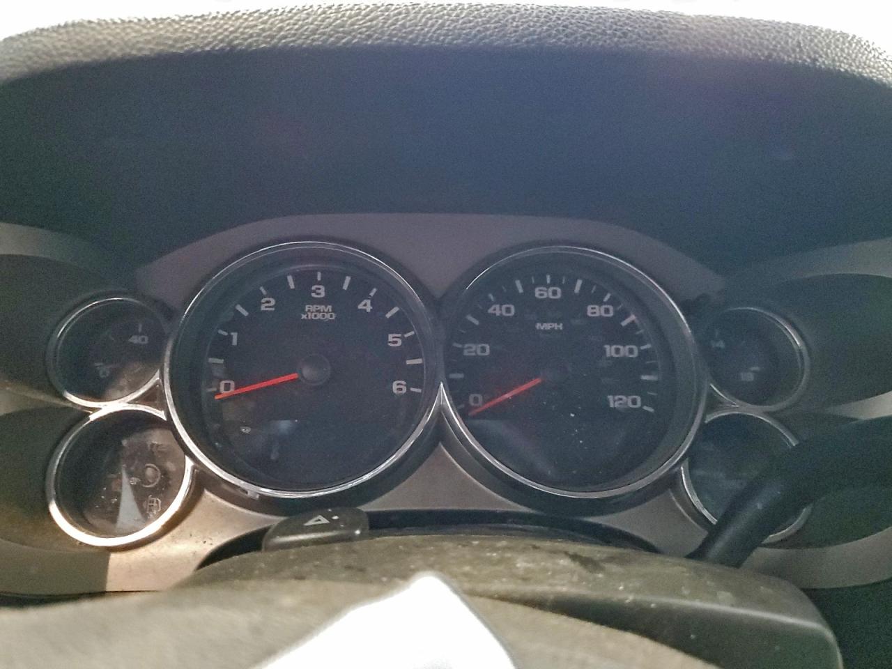 Chevrolet Silverado C1500 Lt Image 7