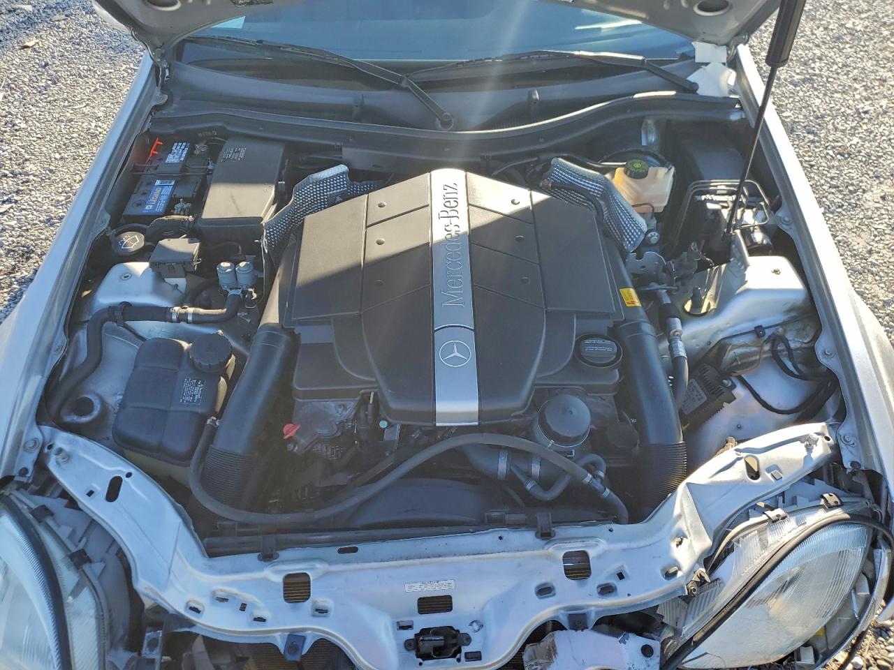 Mercedes-Benz Slk-class 320 Image 8