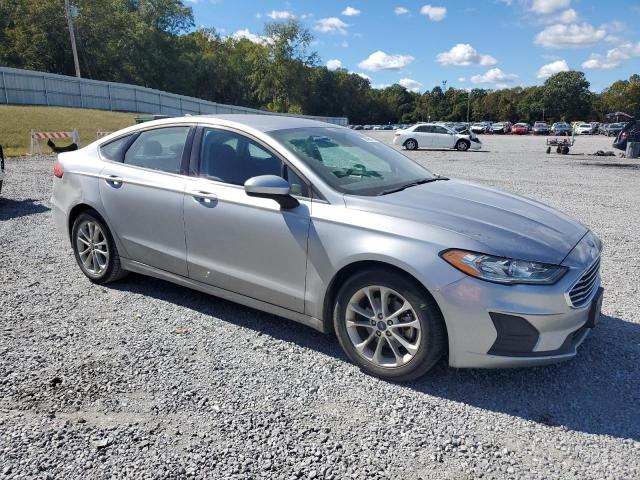Ford Fusion Se Image 4
