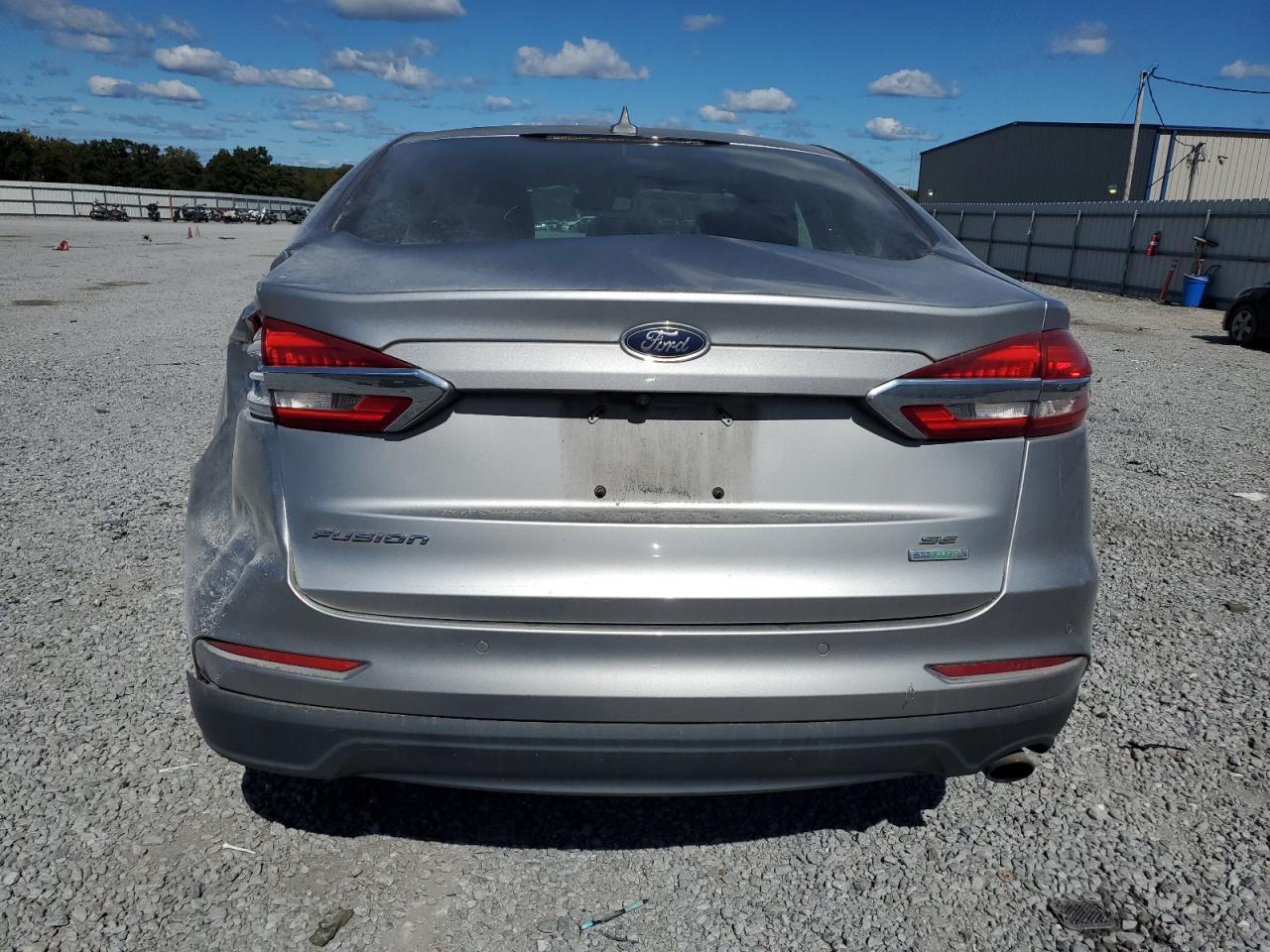 Ford Fusion Se Image 9