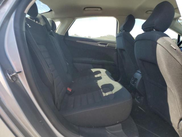 Ford Fusion Se Image 2