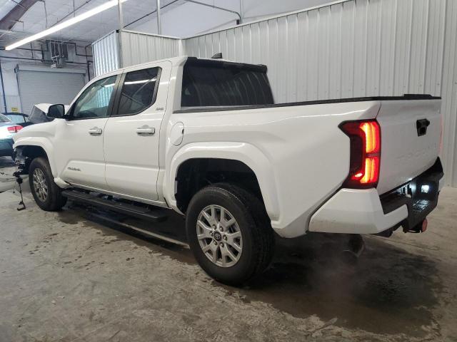 Toyota Tacoma Double Cab Image 4