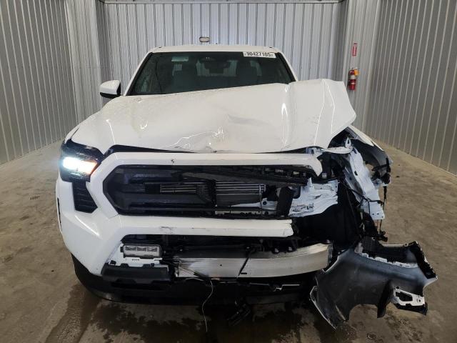 Toyota Tacoma Double Cab Image 5