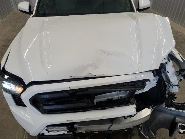 Toyota Tacoma Double Cab Image 9