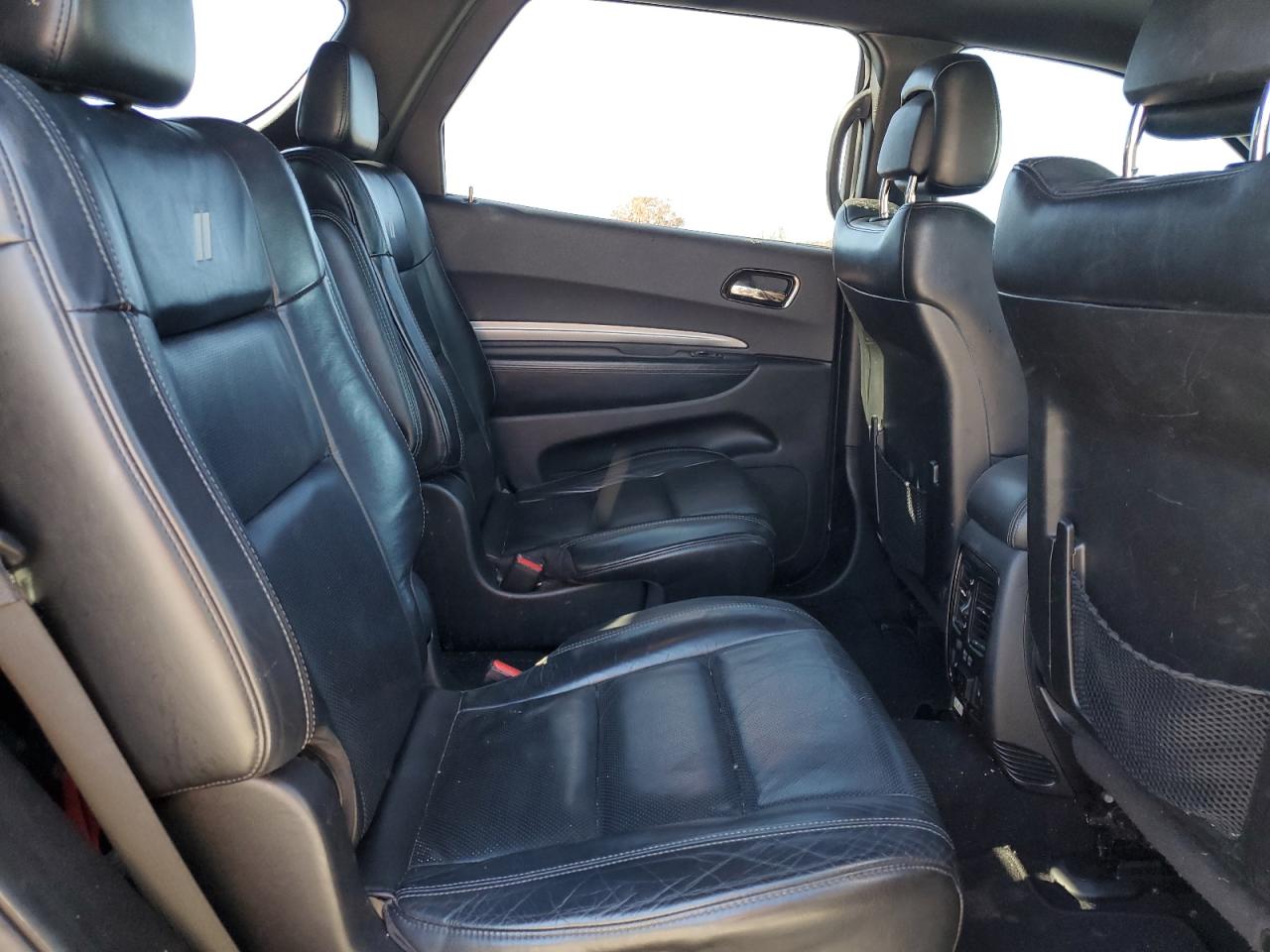 Dodge Durango R/t Image 11