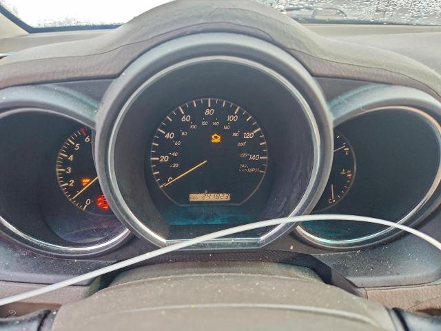 Lexus RX 330 Image 8