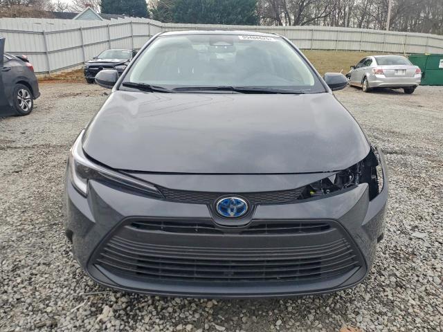 Toyota Corolla Le Image 12