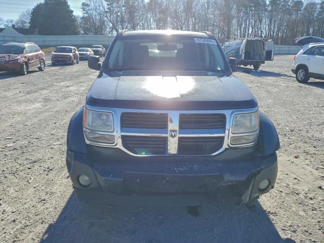 Dodge Nitro Slt Image 2