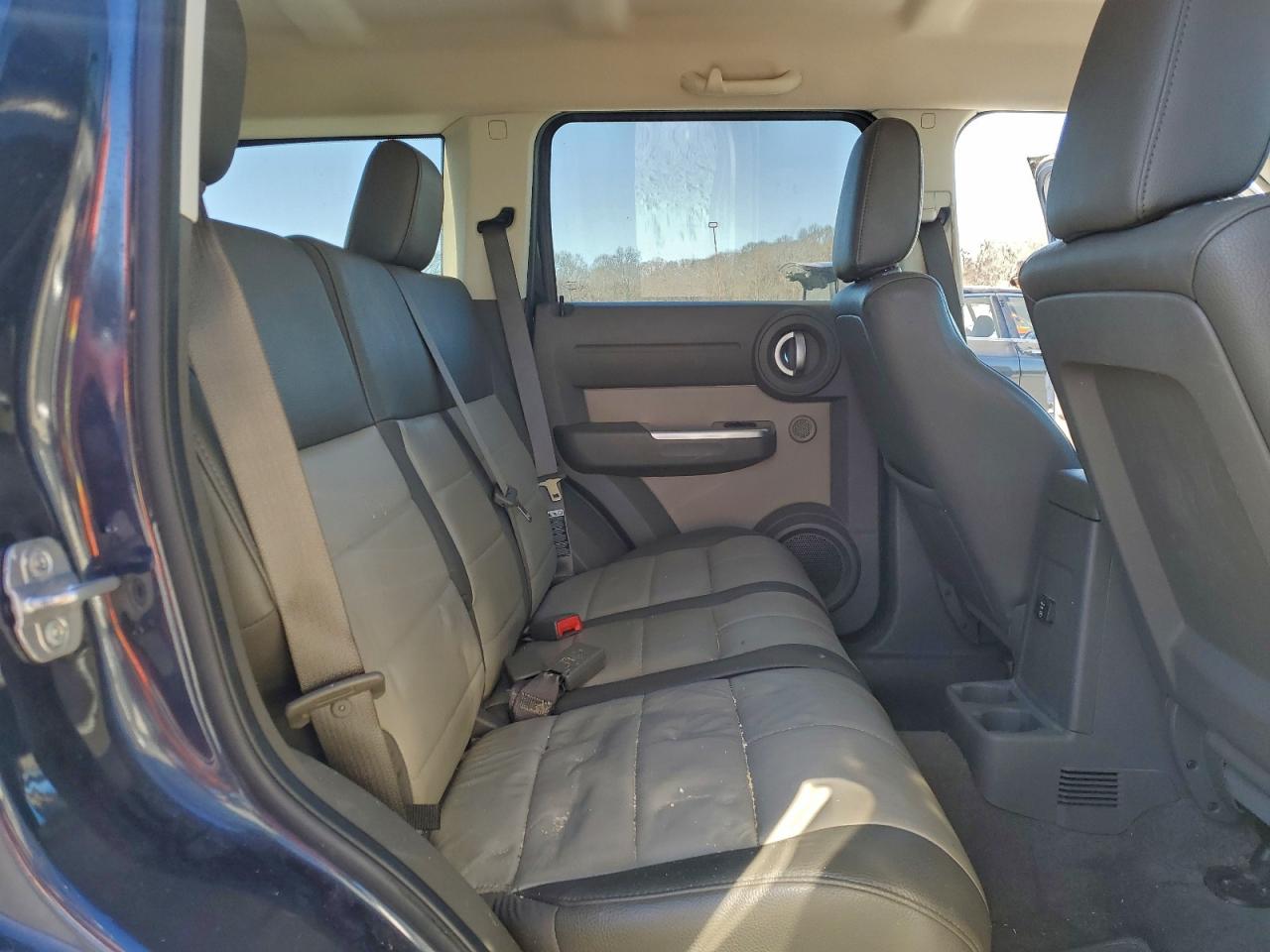 Dodge Nitro Slt Image 11