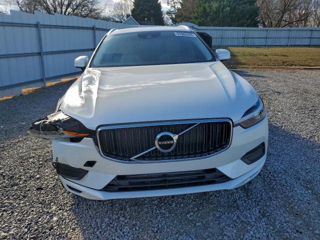 Volvo XC60 T5 Momentum Image 5