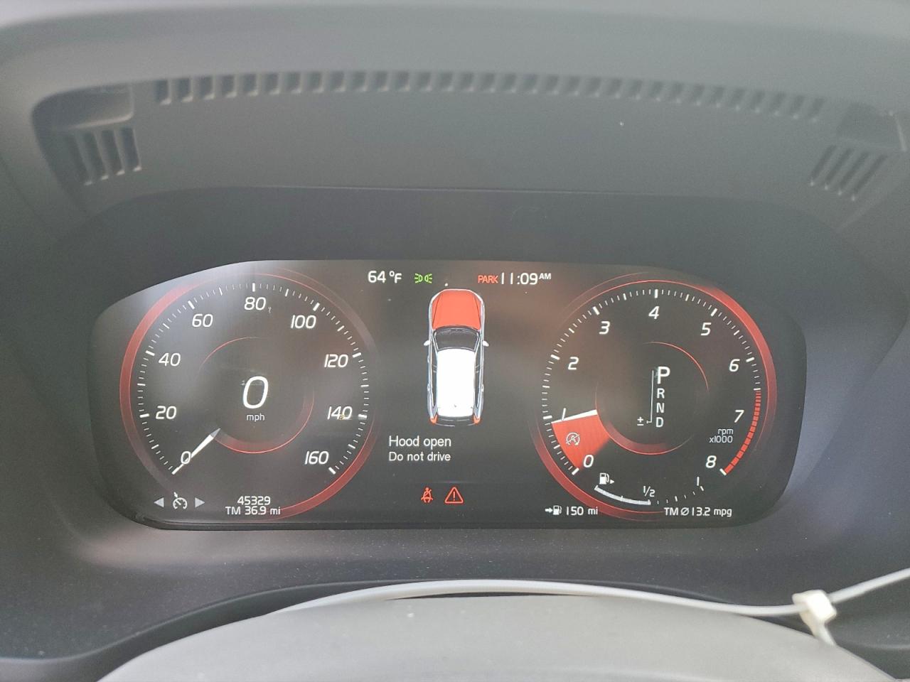 Volvo XC60 T5 Momentum Image 12