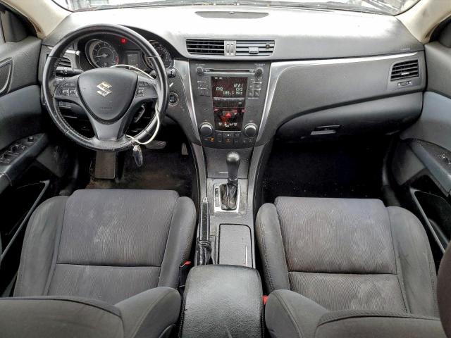 Suzuki Kizashi Se Image 9