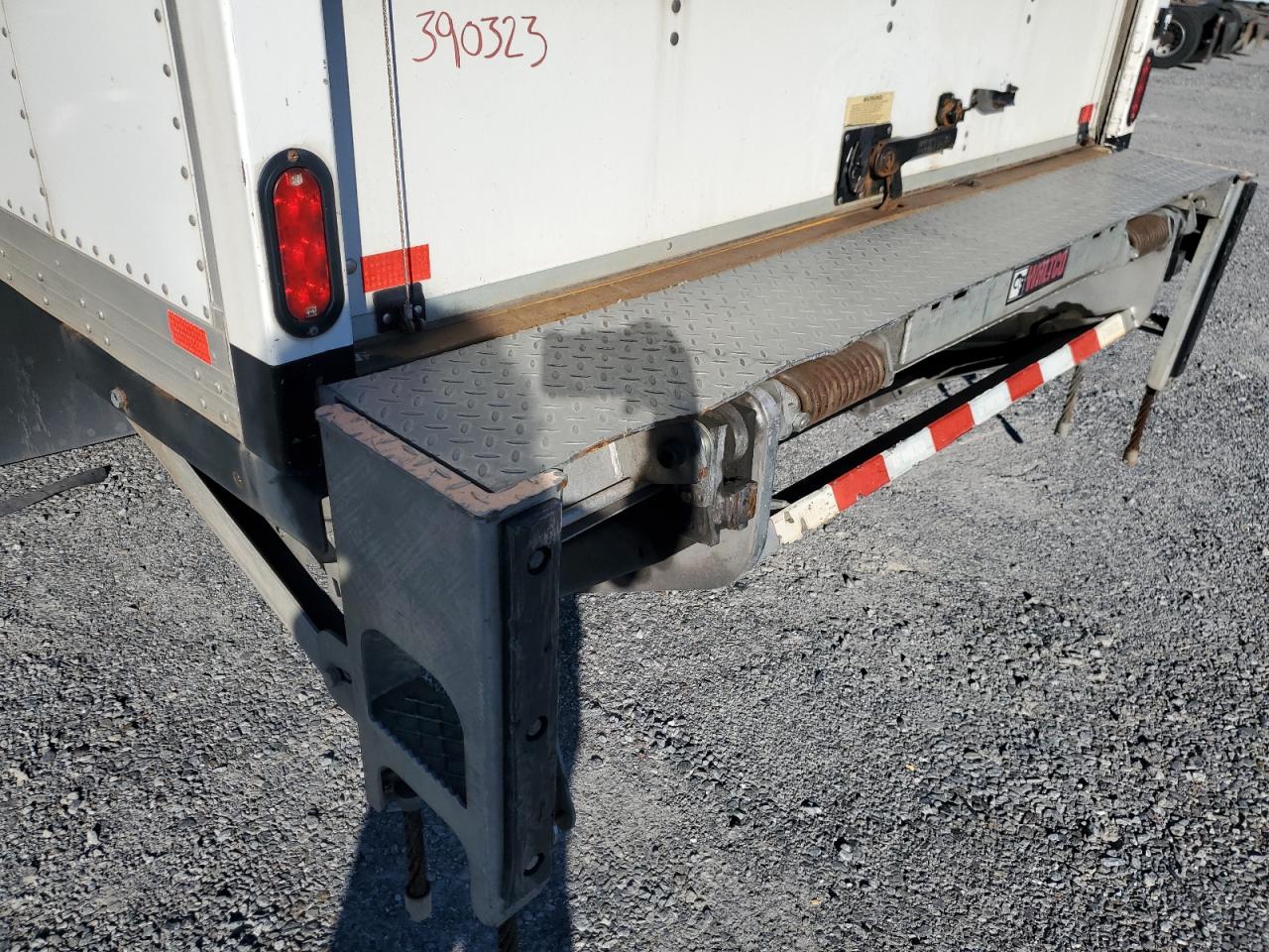 Freightliner M2 106 Medium Duty Image 10