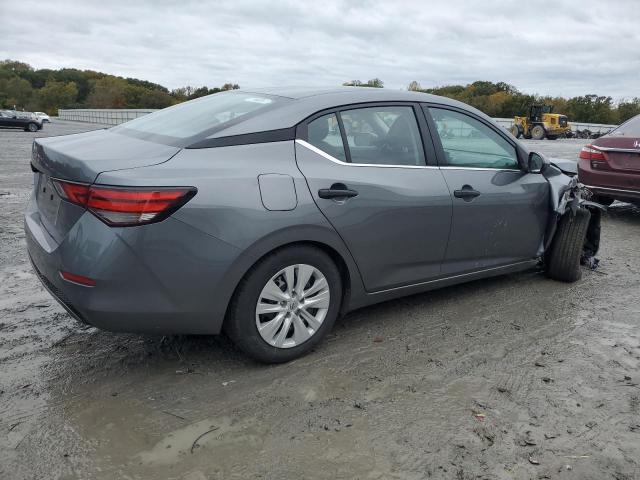 Nissan Sentra S Image 2