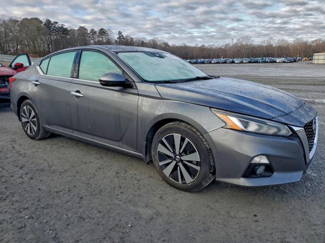 Nissan Altima Sl Image 8