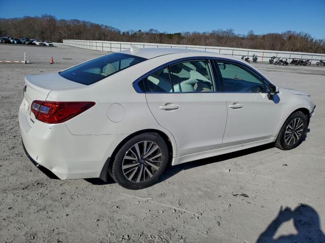 Subaru Legacy 2.5i Premium Image 3