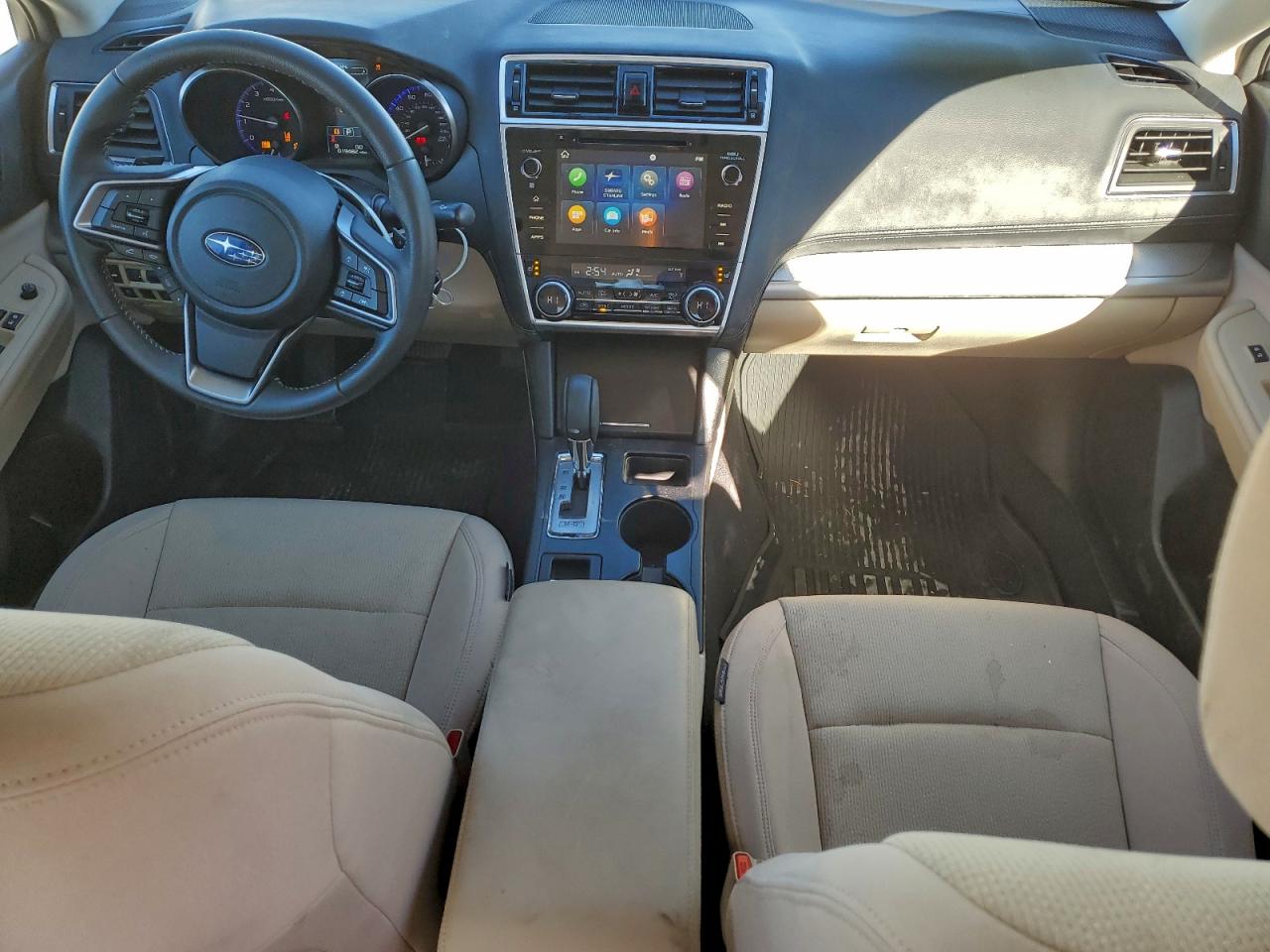 Subaru Legacy 2.5i Premium Image 12