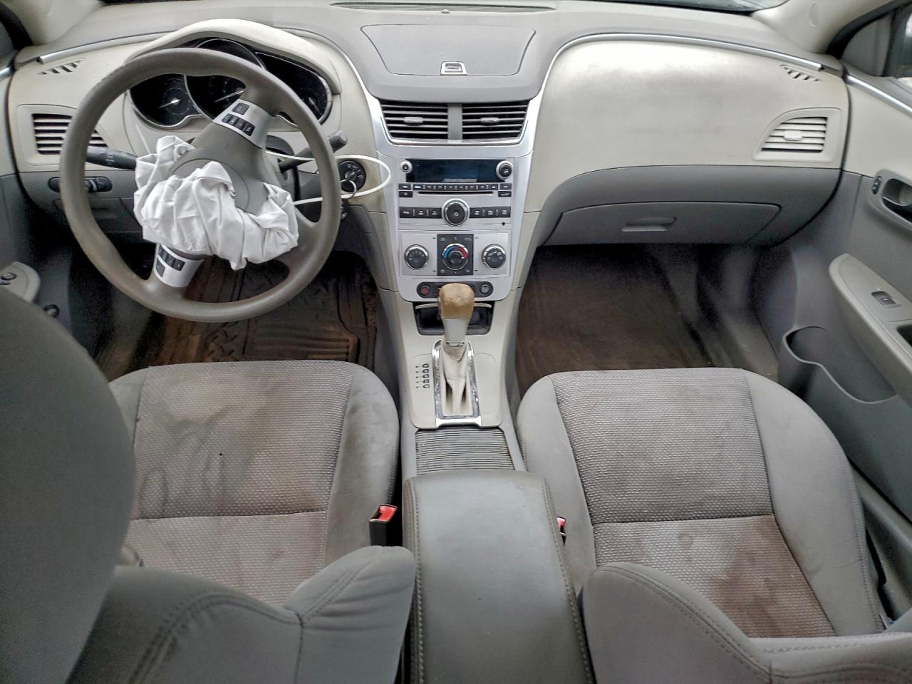 Chevrolet Malibu Ls Image 3