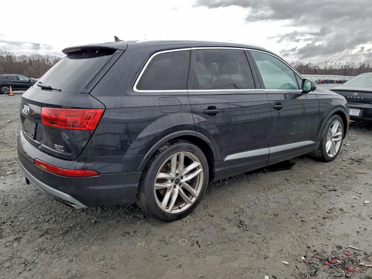 Audi Q7 Prestige Image 8