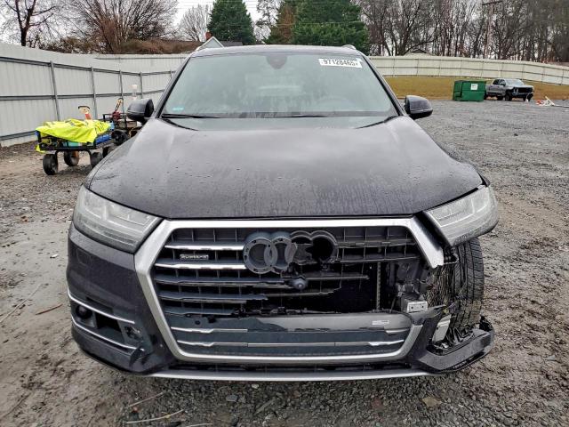 Audi Q7 Prestige Image 4