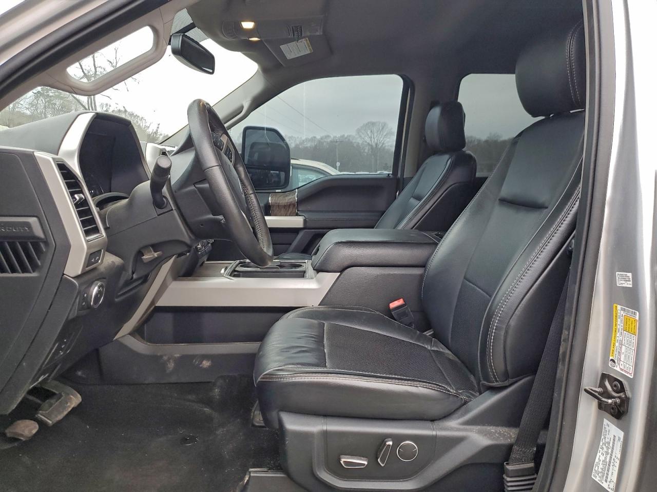 Ford F-250 Super Duty Image 5