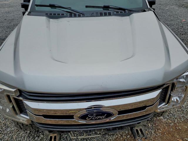 Ford F-250 Super Duty Image 7