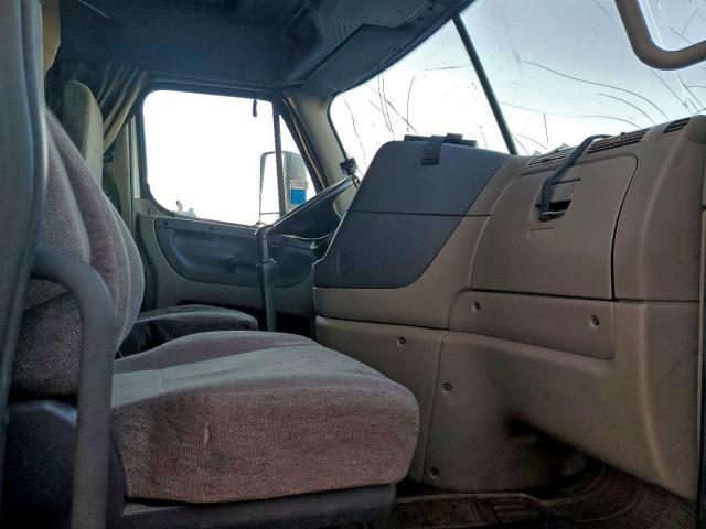 Freightliner Cascadia Image 8