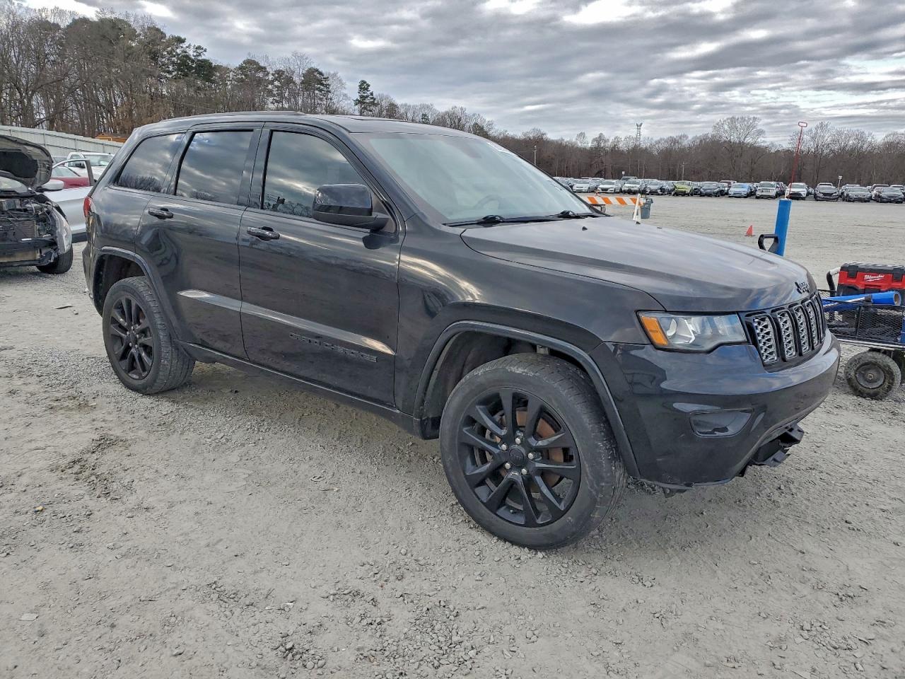 Jeep Grand Cherokee Laredo Image 5