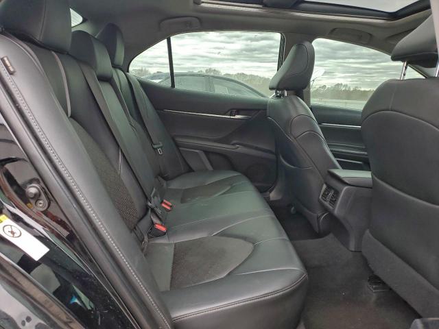 Toyota Camry Xse Image 12