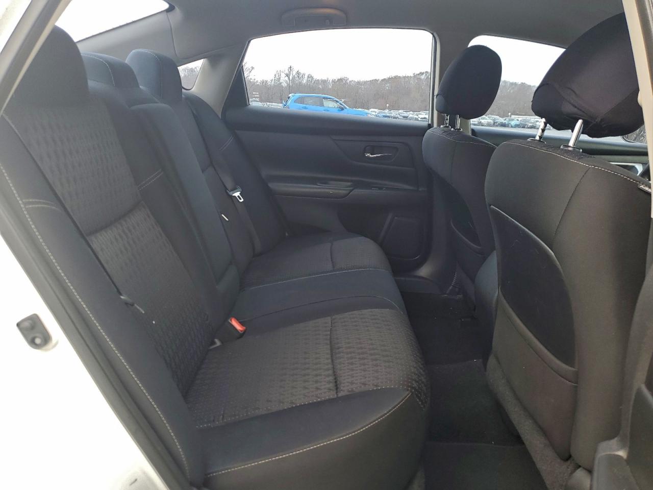 Nissan Altima 2.5 Image 4