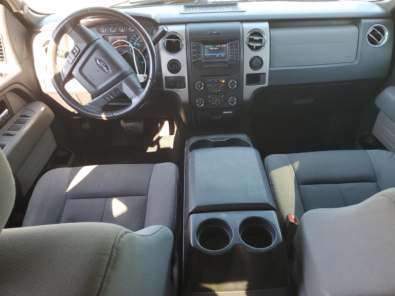 Ford F-150 Supercrew Image 11