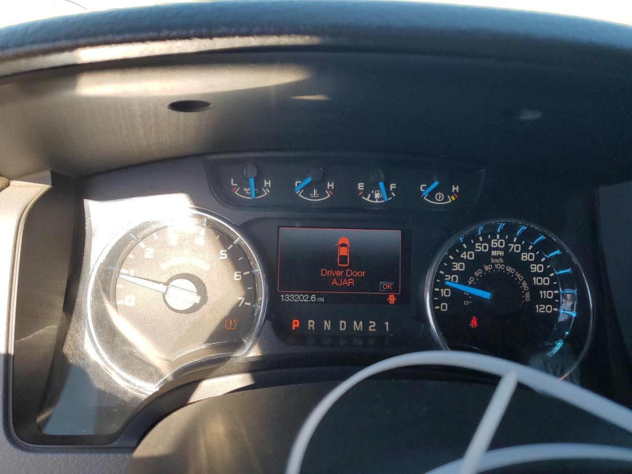 Ford F-150 Supercrew Image 9