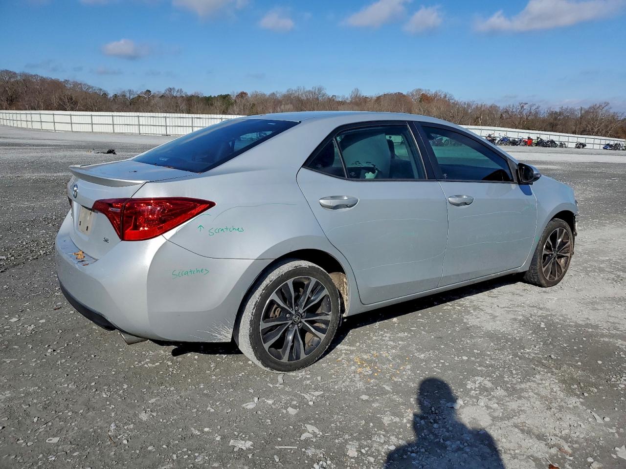 Toyota Corolla L Image 3