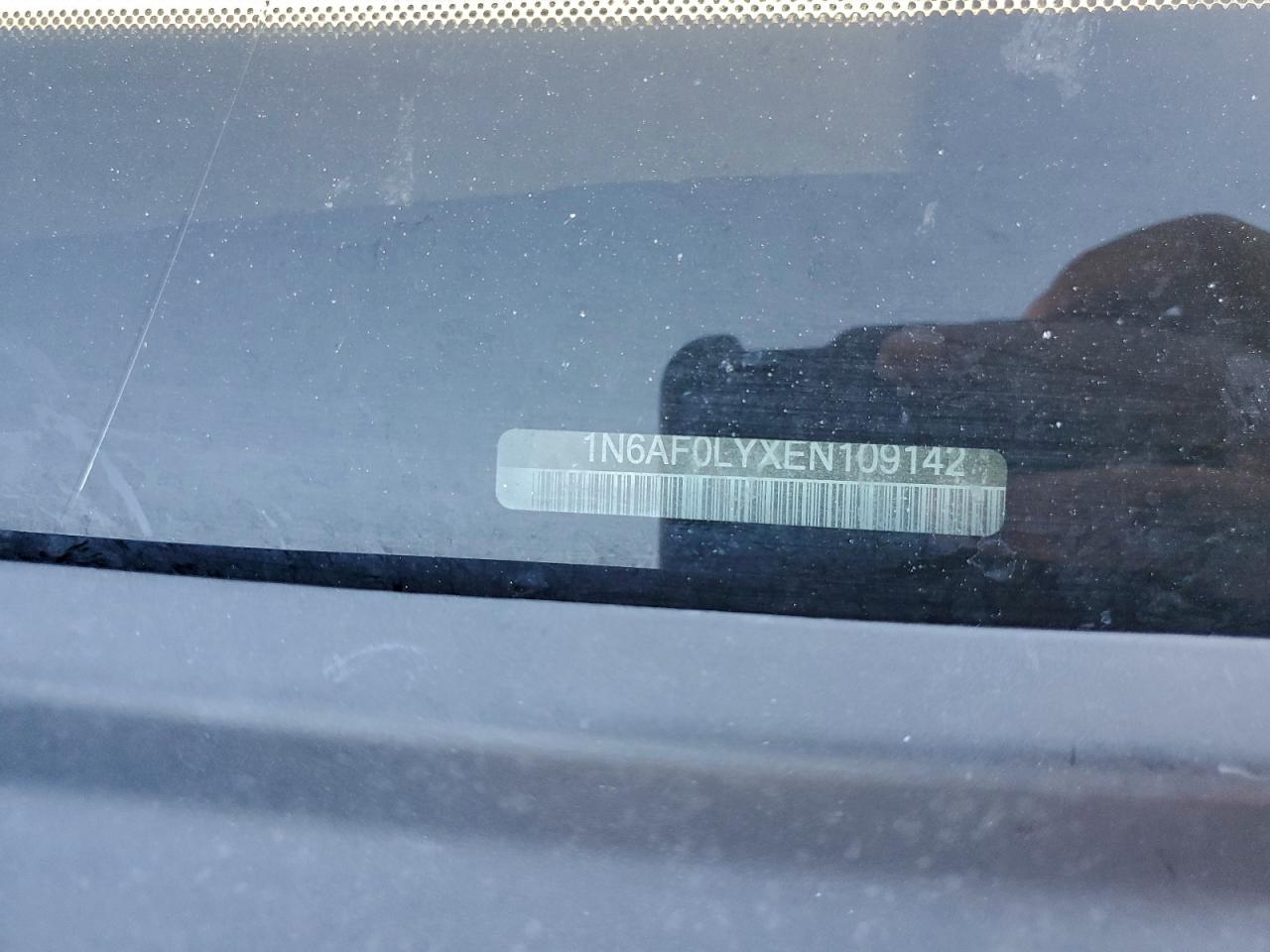 Nissan Nv 2500 Image 8