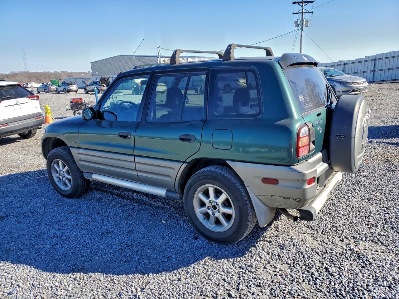 Toyota RAV4 Image 4
