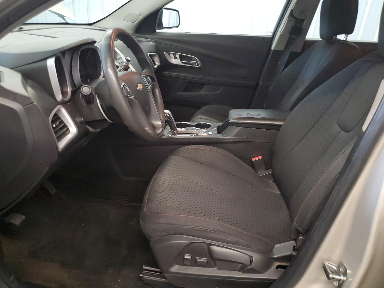 Chevrolet Equinox Ls Image 2