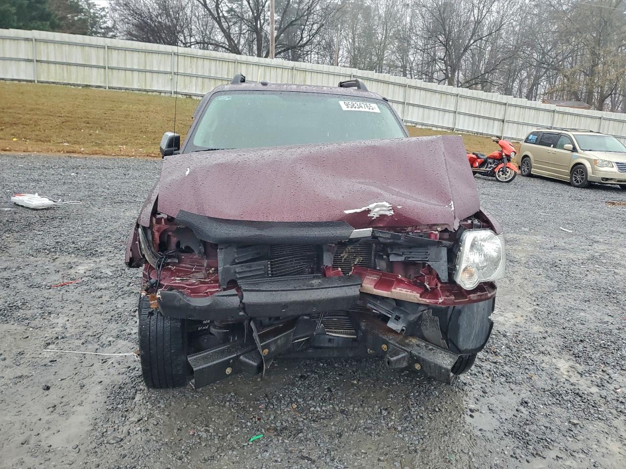 Ford Explorer Limited Image 4