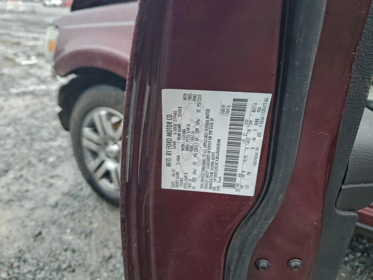 Ford Explorer Limited Image 9