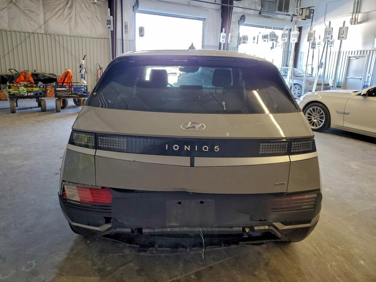 Hyundai Ioniq Se Image 4