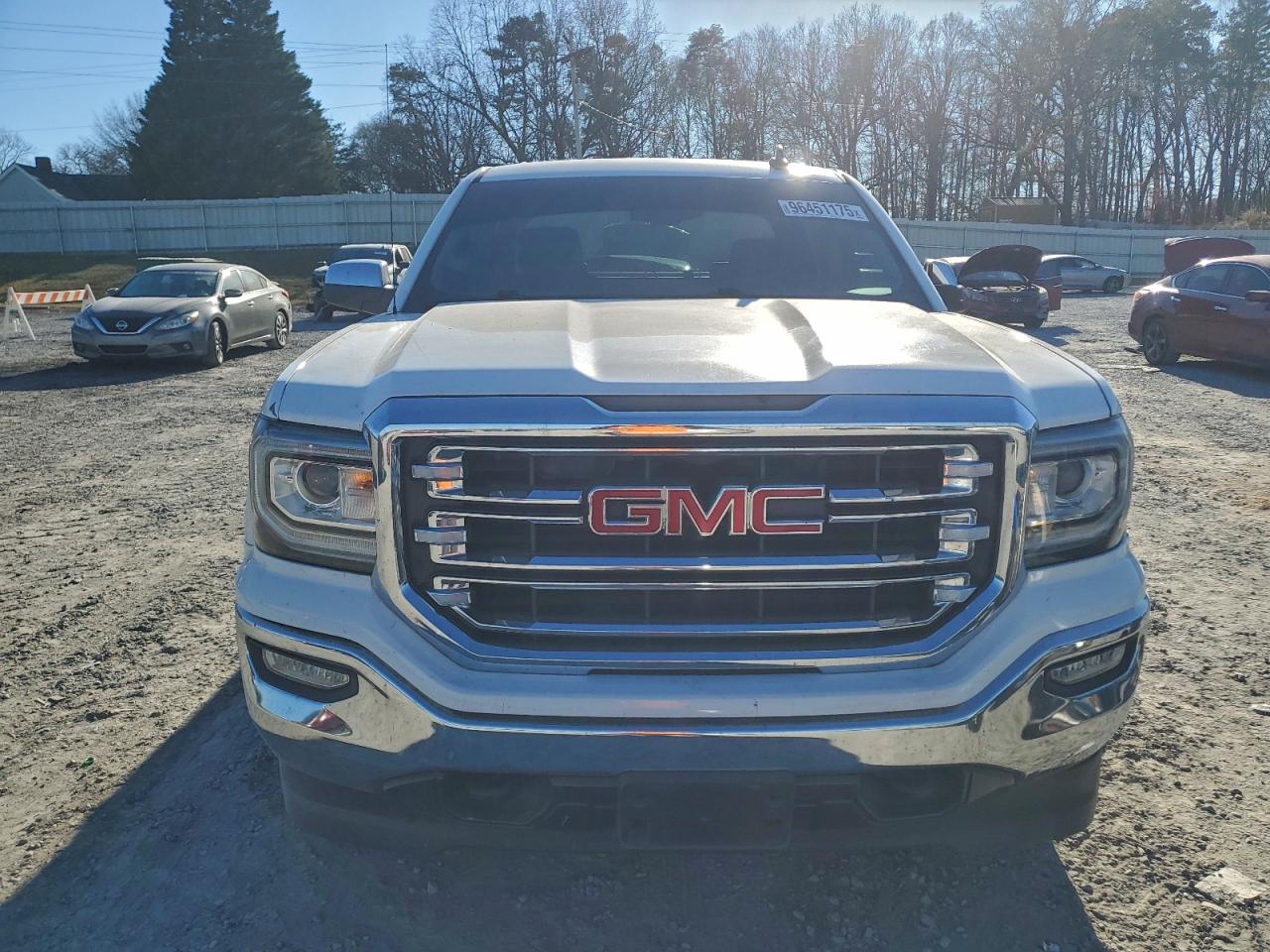 GMC Sierra K1500 Slt Image 3